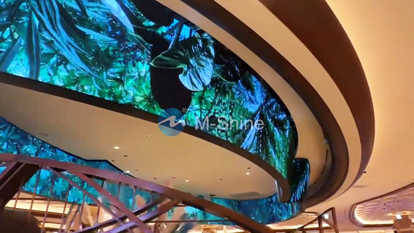 P2mm，橢圓形LED顯示屏，韓國，2024